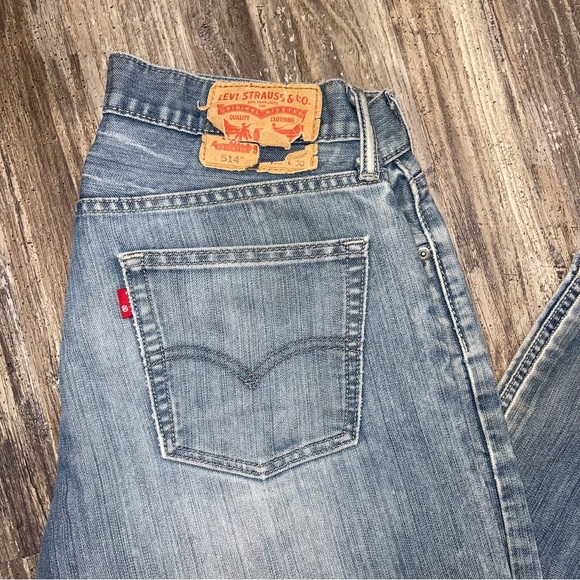 Men’s 514 Levi’s distressed jeans size 33 x 30 - Picture 2 of 16